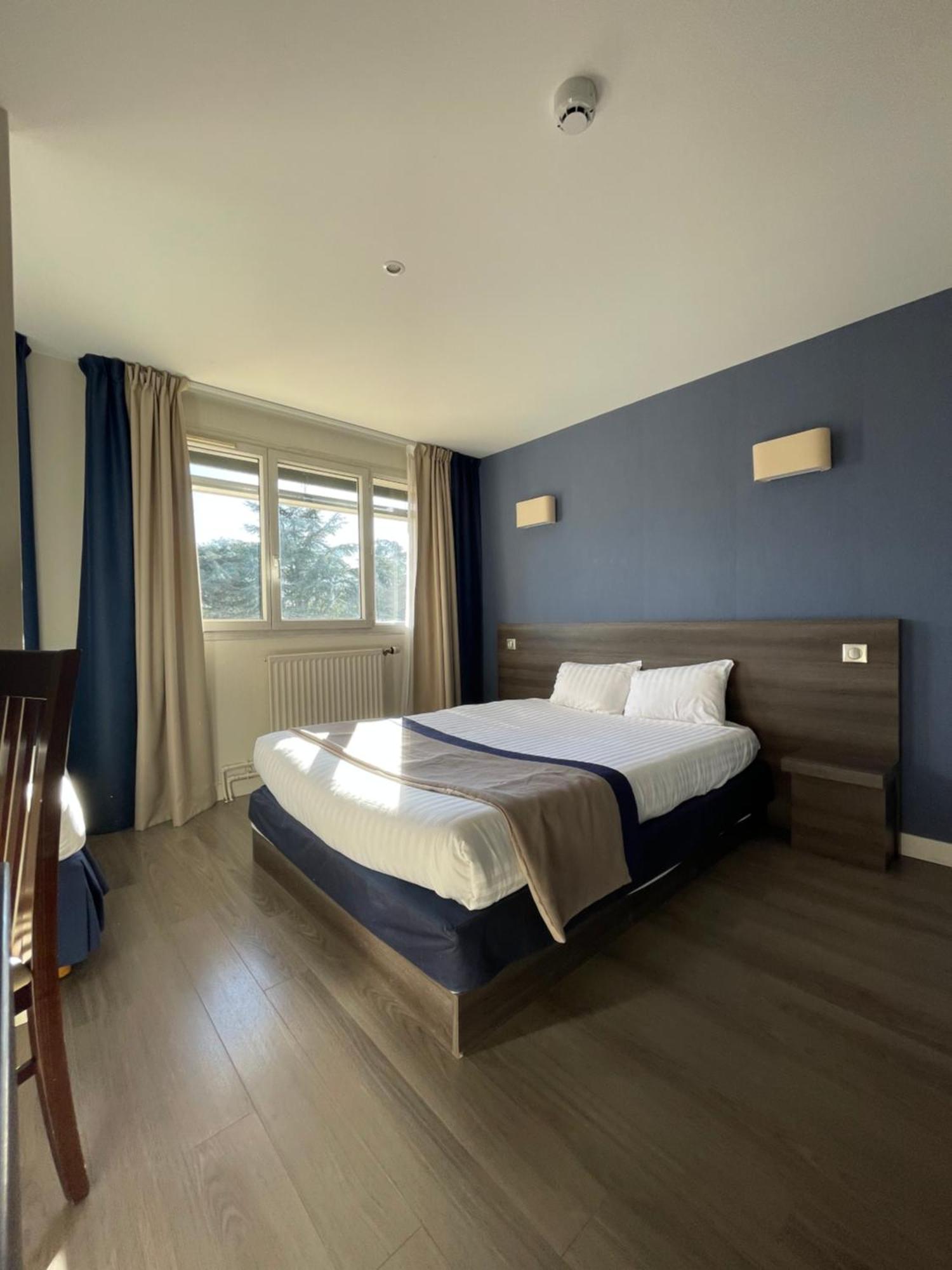 Hotel Valpre Ecully Luaran gambar
