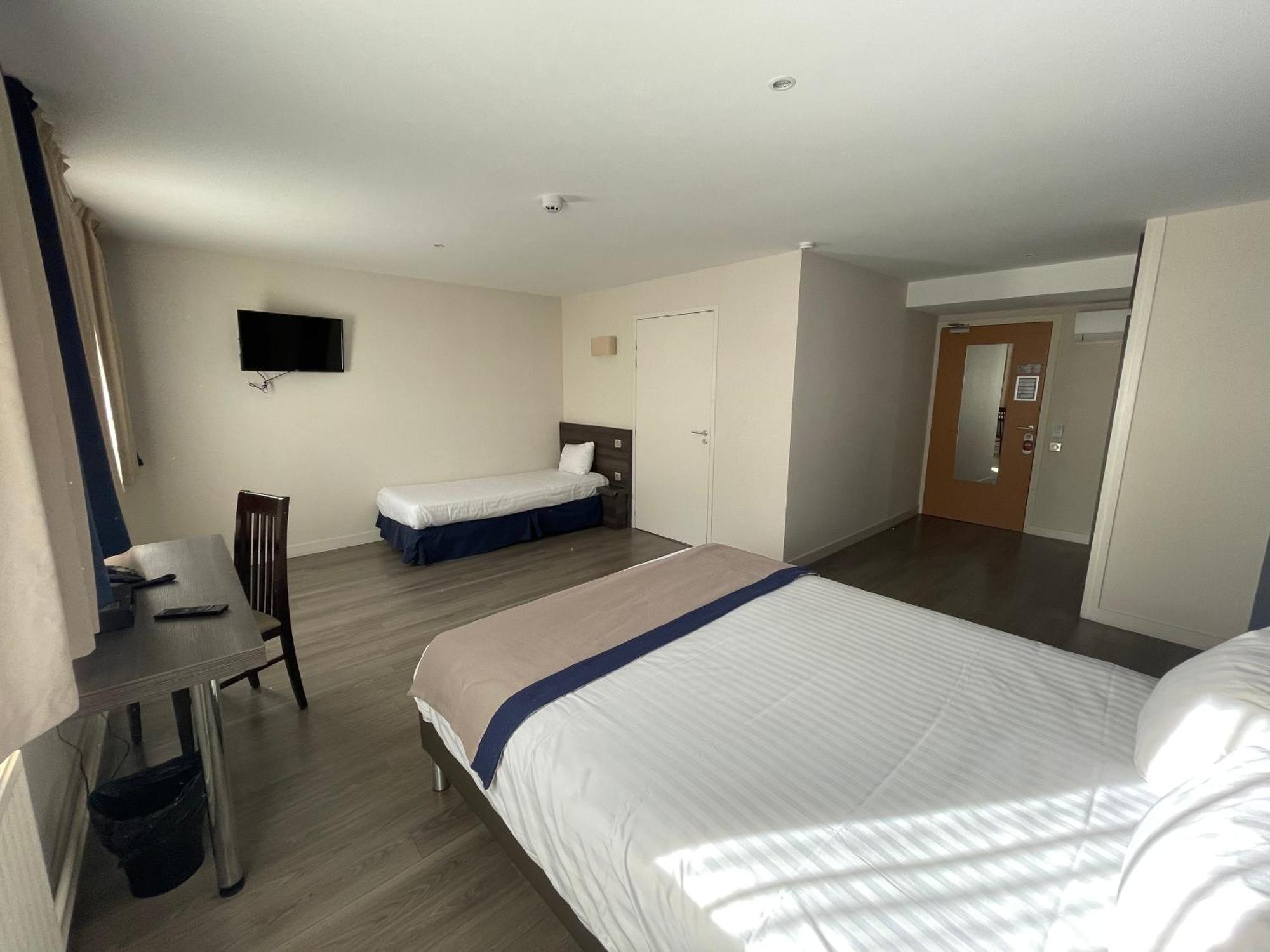 Hotel Valpre Ecully Luaran gambar